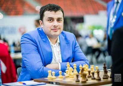 Qədir Hüseynov onlayn turnirin qalibi oldu