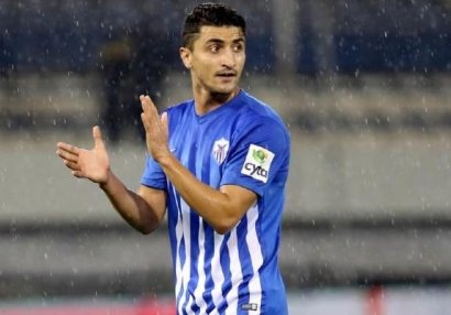 Araz Abdullayev Premyer Liqa klubuna qoşuldu