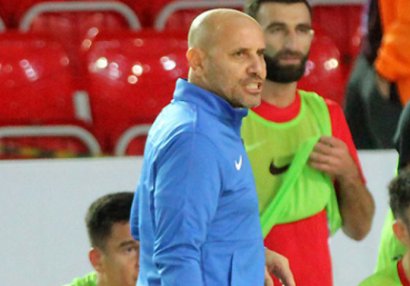 “Hakimlər yanlış qərarlarla oyunun gedişinə təsir etdilər”