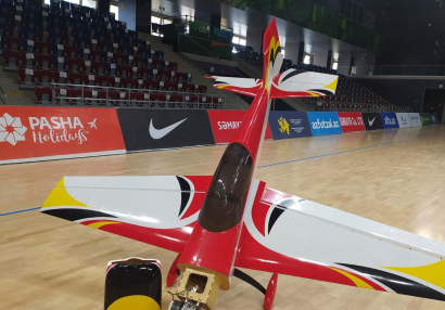 Bakı İdman Sarayında dron şousu keçirildi
