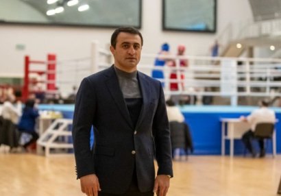 Olimpiya çempionu: \