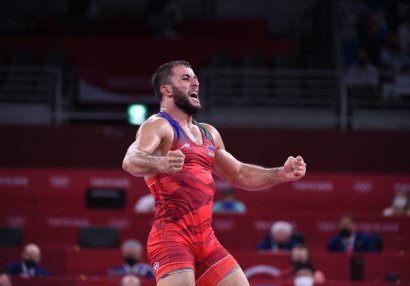 Türklər dünya çempionumuzu fərqləndirdi - FOTO