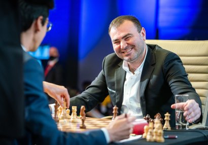 FIDE Qran-Prisi: Məmmədyarov Fransa şahmatçısı ilə üz-üzə