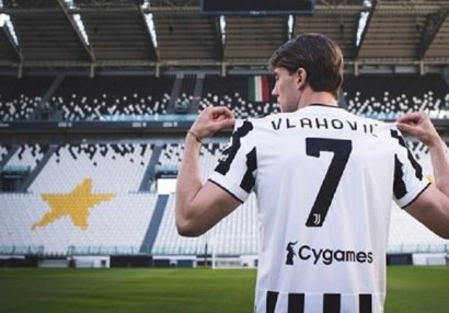 Vlahoviç Florensiyaya qayıdır: \