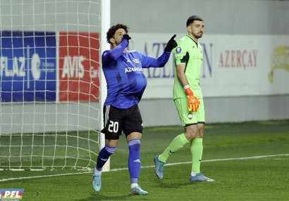 Kadinin qızı olacaq - FOTO