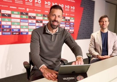 PSV Nistelroyla anlaşdı