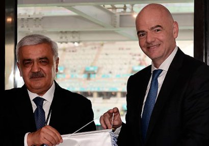İnfantino Rövnəq Abdullayevə təşəkkür etdi