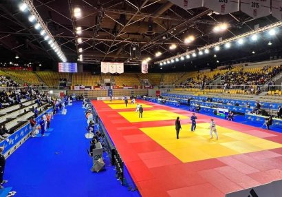 Olimpiya çempionumuz Polşada qızıl medal qazandı