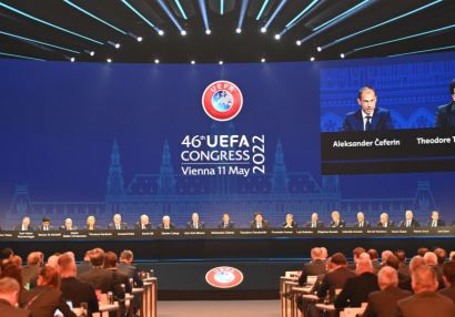 UEFA gəlirini açıqladı - Rekord məbləğ