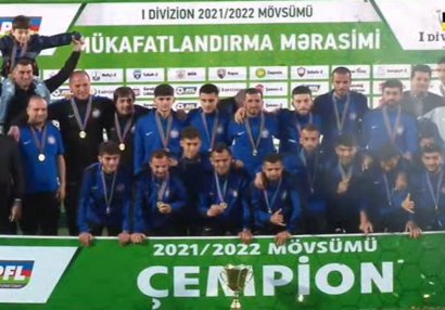 Azərbaycan I Divizionunun medalçıları mükafatlandırıldı - VİDEO