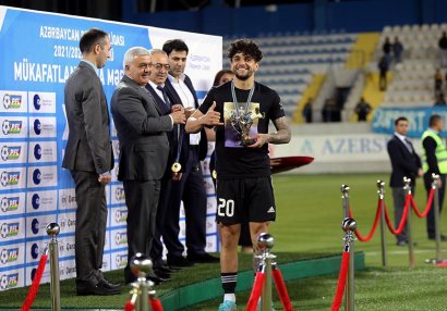 Mövsümün ən sərrast futbolçusu Kadi Borqesdir