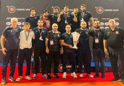 Azərbaycan sərbəst güləşçiləri Romada birinci oldu