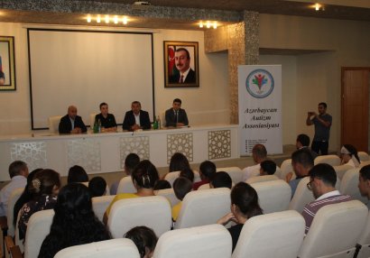 İmişlidə autizmli uşaqlar ilə görüş keçirildi - FOTOLAR