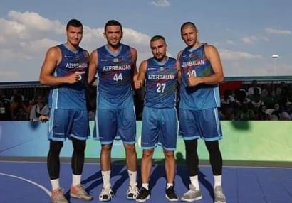 Basketbol millimiz İslamiadanın yarımfinalında