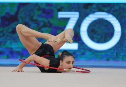 Dünya Kubokuna iki gimnastla