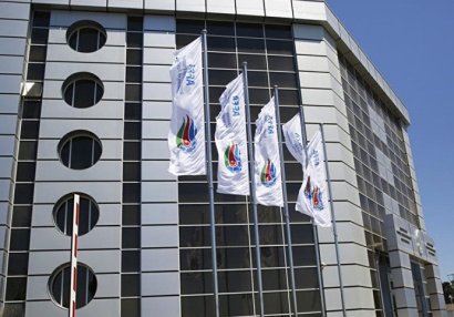 AFFA klubları cərimələdi