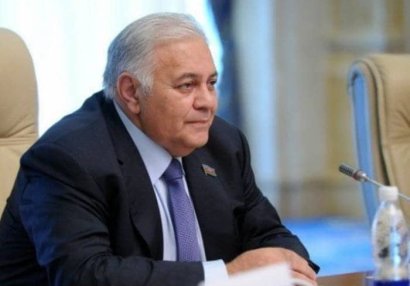 Oqtay Əsədov yenidən federasiya prezidenti seçildi