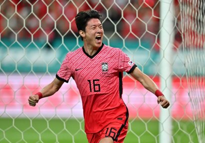 Koreya millisinin forvardı \