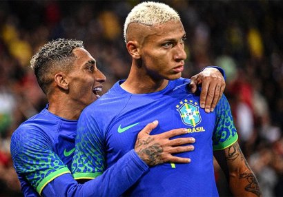 Braziliya millisinin hücumçusuna Parisdə banan atdılar