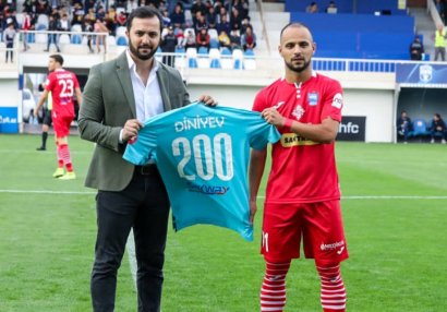 Coşqun Diniyev 200-ə çatdı