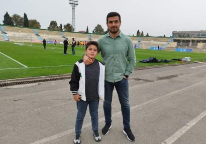 Tarixi derbini bu uşaq başlayacaq