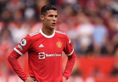 Ronaldu oyun bitməmiş getdi - FOTO