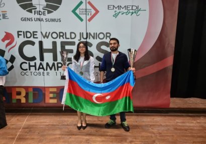 FIDE-nin baş direktoru dünya çempionlarımız haqda: 
