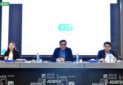 Nazir son iki ayda uğur qazanan idmançılarla görüşdü