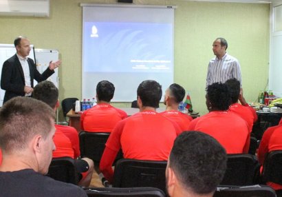 Barış Şimşəkdən “Neftçi” üçün seminar