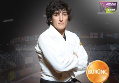 Azərbaycan DÇ-də üçüncü medalı qazandı