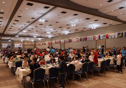 Üç şahmatçımız Avropa çempionatında liderlər qrupunda
