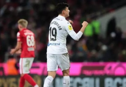 Qazaxıstanlı futbolçu İtaliya klubuna keçir