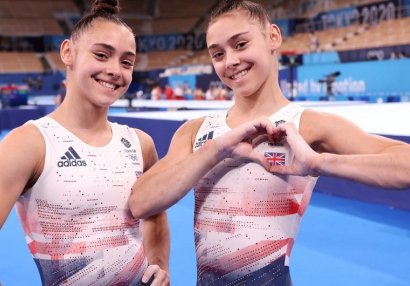 Böyük Britanıyanı təmsil edən azərbaycanlı gimnastlar Bakıya gələcək