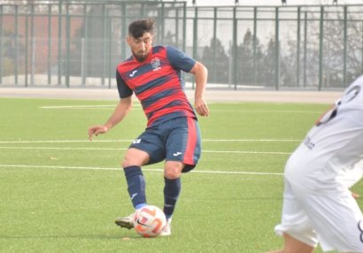 “Mənim üçün də yeni müqavilə çox xoş oldu”