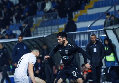 “Səbail” – “Qarabağ” matçında stadion qaranlığa qərq oldu