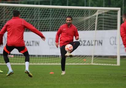 “Bir-birimizi daha yaxşı tanımağa başlayırıq” - “Neftçi”nin legioneri