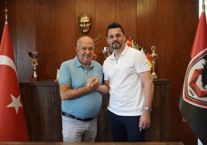 Günün transfer xəbərləri: Türkiyə klubu baş məşqçisini yolladı