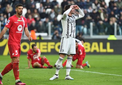 Liderdən növbəti qələbə, “Milan”la “Yuventus”dan ağır məğlubiyyət