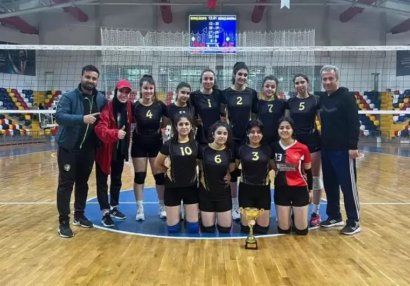 Daha iki voleybolçunun zəlzələdə həlak olduğu açıqlandı