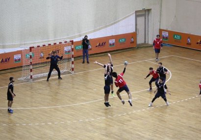 Azərbaycan çempionatında iki turun oyunları keçirildi