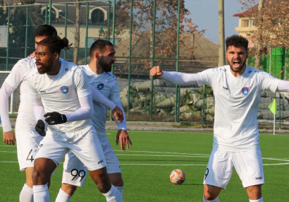 Bakı klubları \