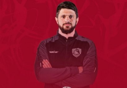 “Neftçi”nin keçmiş futbolçusu məşqçiliyə başladı