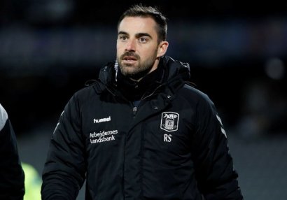 İngiltərə klubu “Qarabağ”ın keçmiş məşqçisinə tapşırıldı