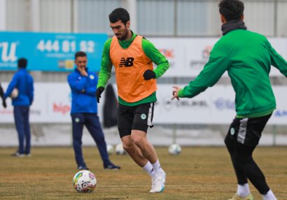 Sərgən Yalçın Emrelinin baş məşqçisi olacaq