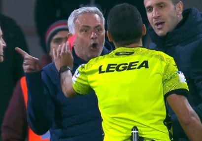 Joze Mourinyu qovuldu