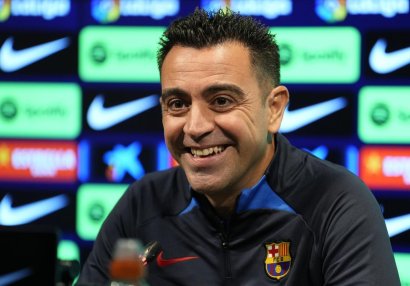 Xavi ilə müqavilə yenilənəcək