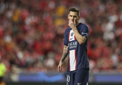 Messi PSJ-nin təklifini geri çevirdi, \