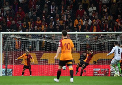 “Qalatasaray” Türkiyə kuboku ilə vidalaşdı
