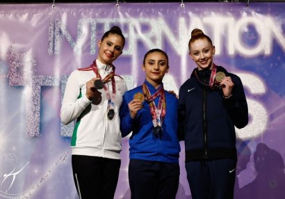 Ağamirova Fransada daha üç medal qazandı