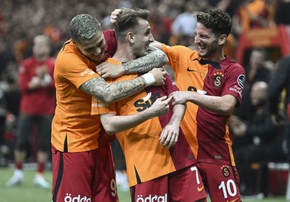 “Qalatasaray”dan darmadağın